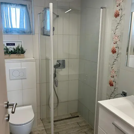 Apartment Infinity